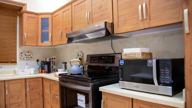 How to Get Warm Wood Kitchen Trend for Less