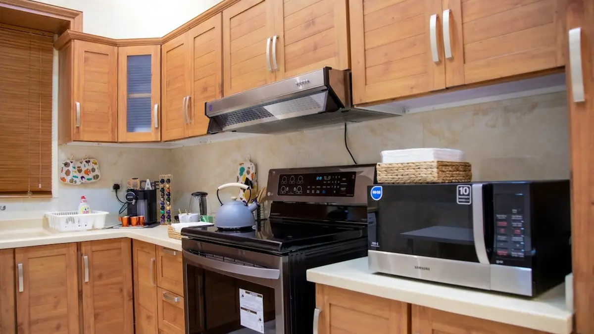 How to Get Warm Wood Kitchen Trend for Less